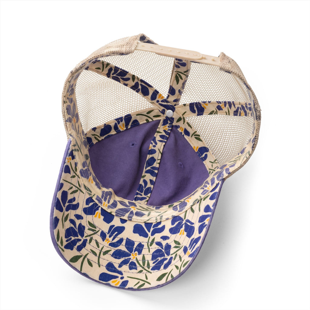 Dooky Squad yin yang women's washed mesh-back trucker cap